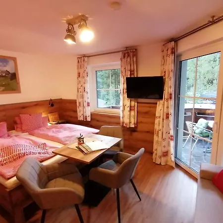 Haus Bergliebe Guest house 3*