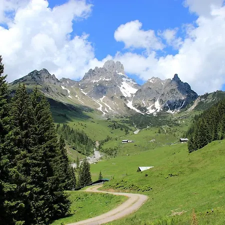 招待所 Haus Bergliebe 3*