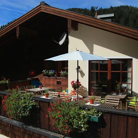 Haus Bergliebe 招待所 3*