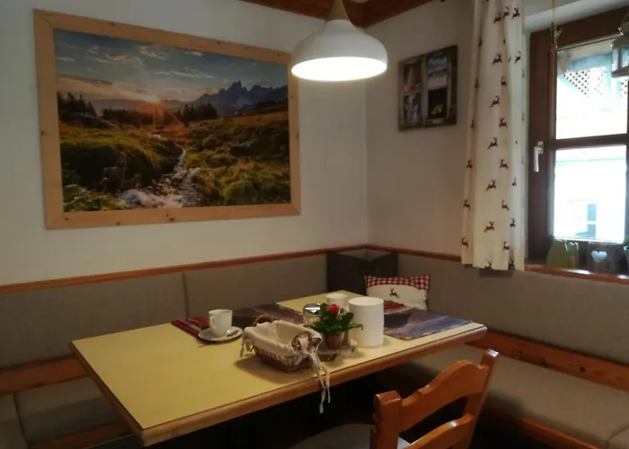 Haus Bergliebe 게스트하우스 3*